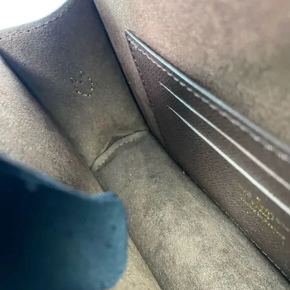 Louis Vuitton Women Pre-Loved Bag Very Good Condition - Picture 6 of 6